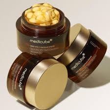 Medicube Deep Vita C Capsule Cream - Korean Skincare Supply